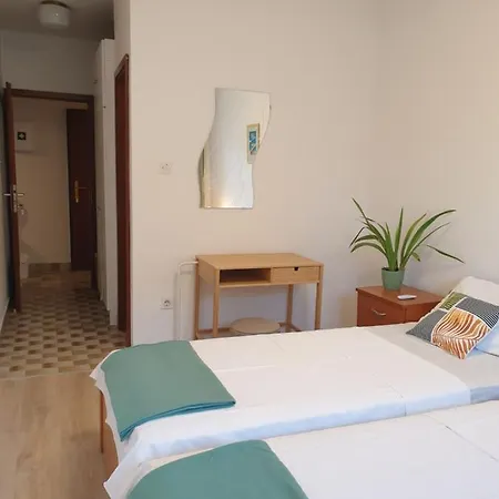 Orebic Bnb Apartment *