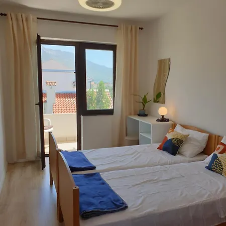 Apartment Orebic Bnb *